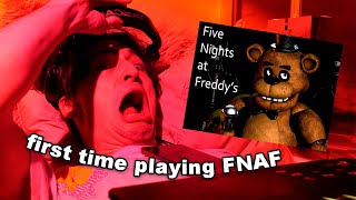 Playing FNAF for the FIRST TIME EVER (this sh*t scared me)