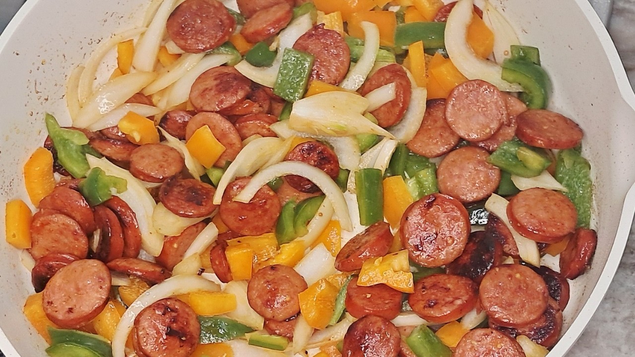 One Pan Sausage and Sweet Peppers - Tastes Amazing