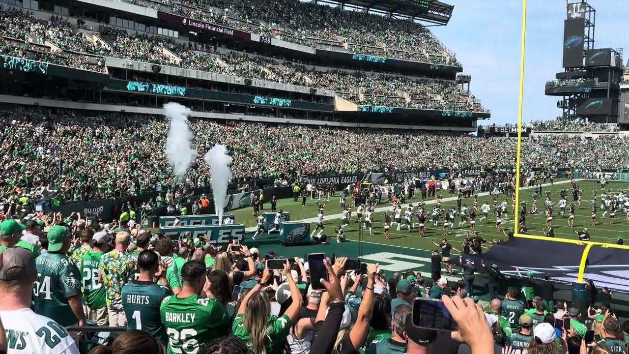 🔥 Eagles Fans Electric for Jalen Hurts Saquon Barkley & Intros Before LA Rams