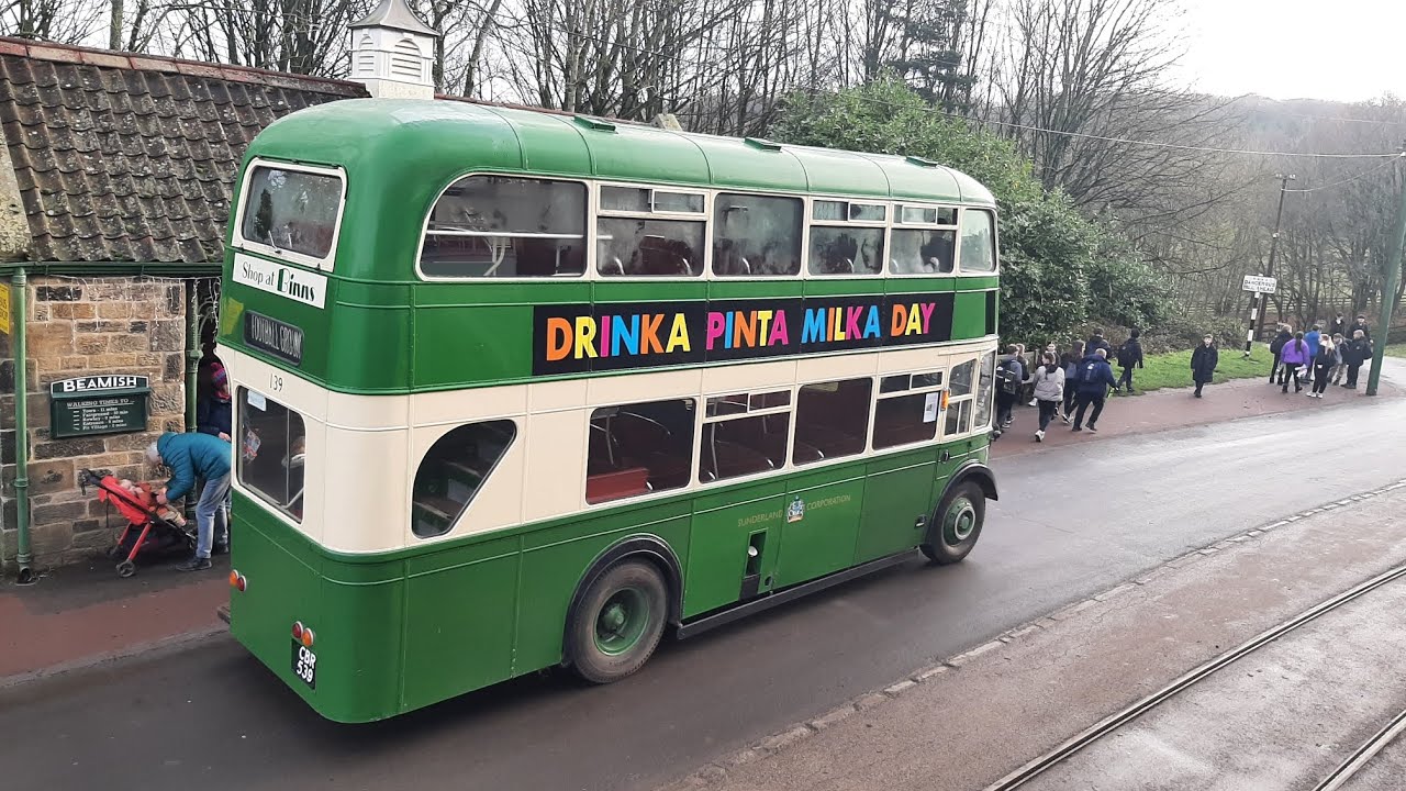 A journey to the entrance of Beamish Museum on Sunderland Corporation Guy Arab 139 CBR 539
