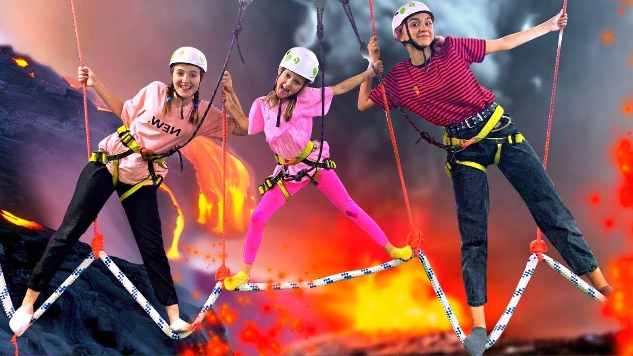 DÉFI EN HAUTEUR AU CENTRE COMMERCIAL!Que prévoient les filles? L'amitié dans des conditions extrêmes