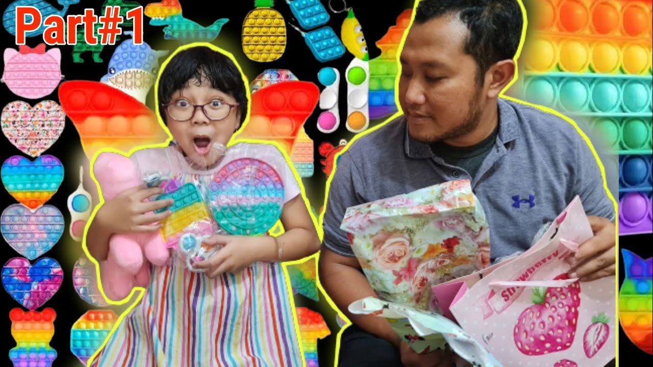 Part.1 Hanum Unboxing Kado Ultah 💞 Seneng Banget Dapat Kado Pop It Bentuk Lollipop 💜 Shafeea Hanum