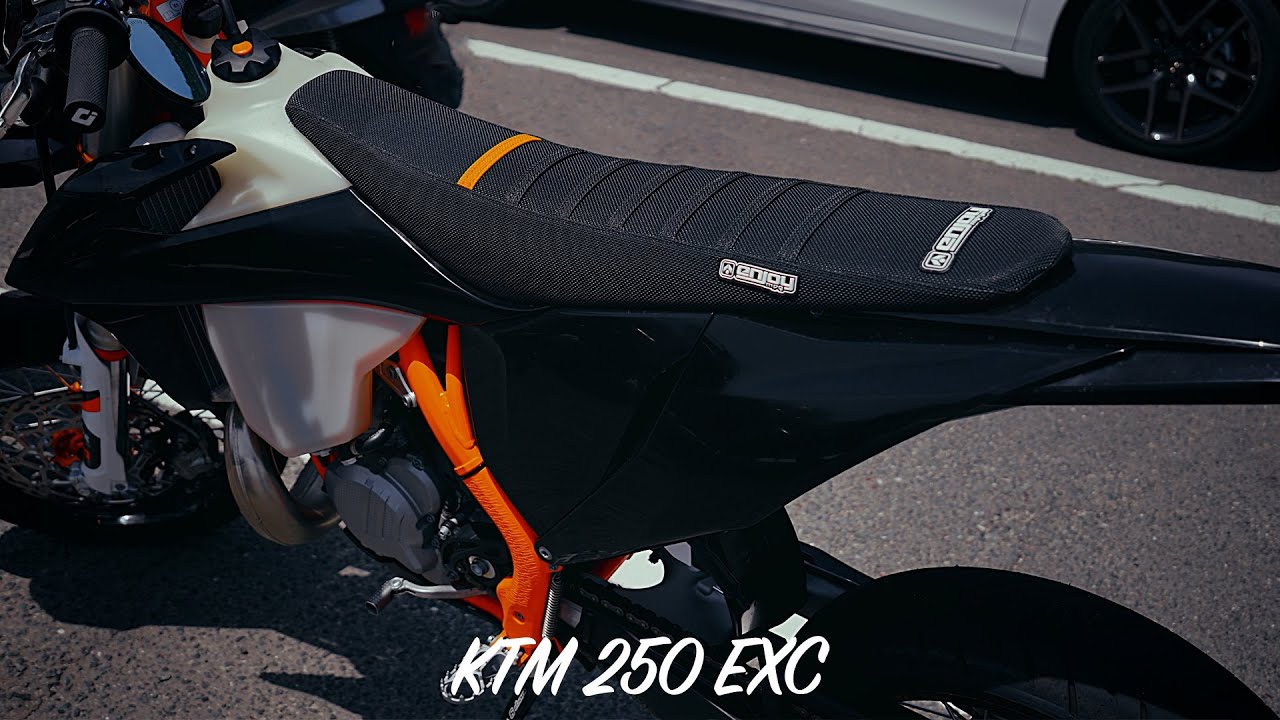 KTM250EXC TPI SIXDAYS シート モタード】シートを張り替えた話 - KTM 250 EXC SIXDAYS モタード