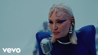 Famous Alana Hil - say it Wealth