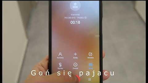 Administrator instaluje serwer Apache