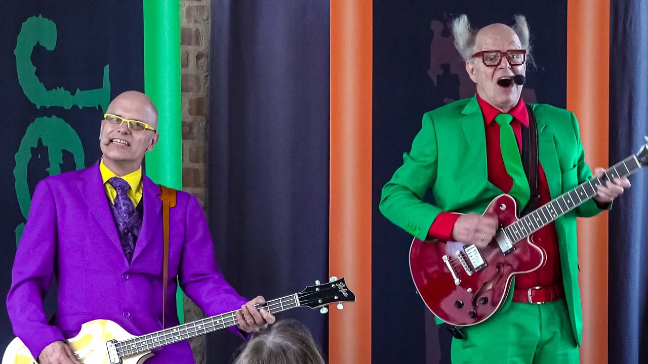 Ab 50 muss die Musik wieder lauter werden - Atze Bauer & die Band mit Witz