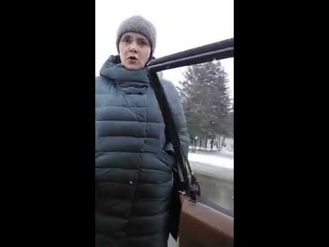 Женщина требует алименты