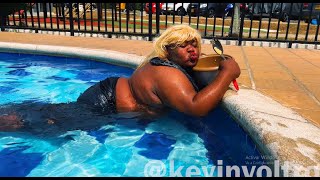 Un Dia De Piscina - Kevin Voltro