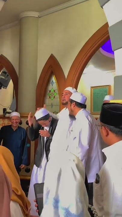 Perjumpaan sayyid haidar  sama habib syceh #habibsyech #syekhermania #azzahir