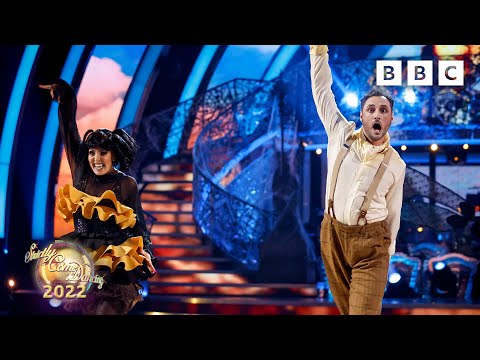 James Bye & Amy Dowden Charleston to Bumble Bee by LaVern Baker ✨ BBC Strictly 2022