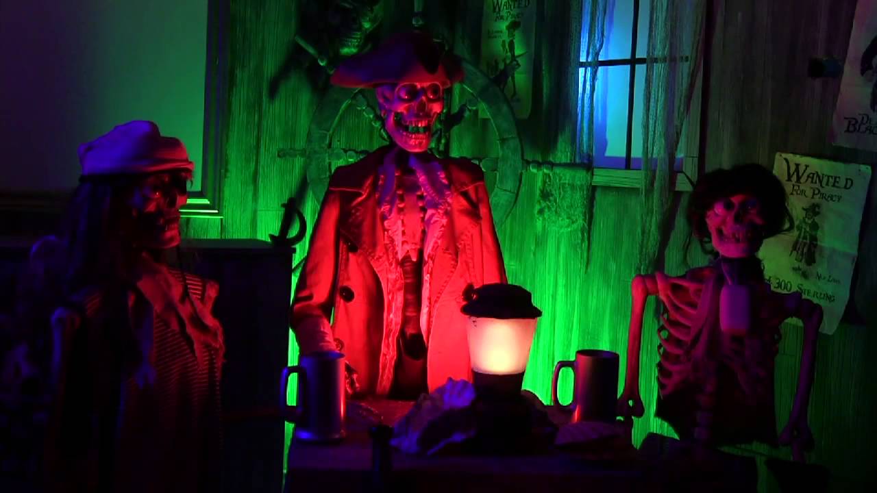 Pirates of Niagara Halloween Show