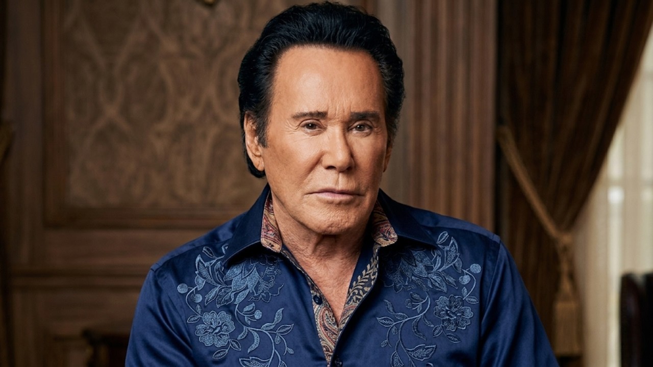 Wayne Newton Is Now 83, Take A Look at Him Now After Losing All His