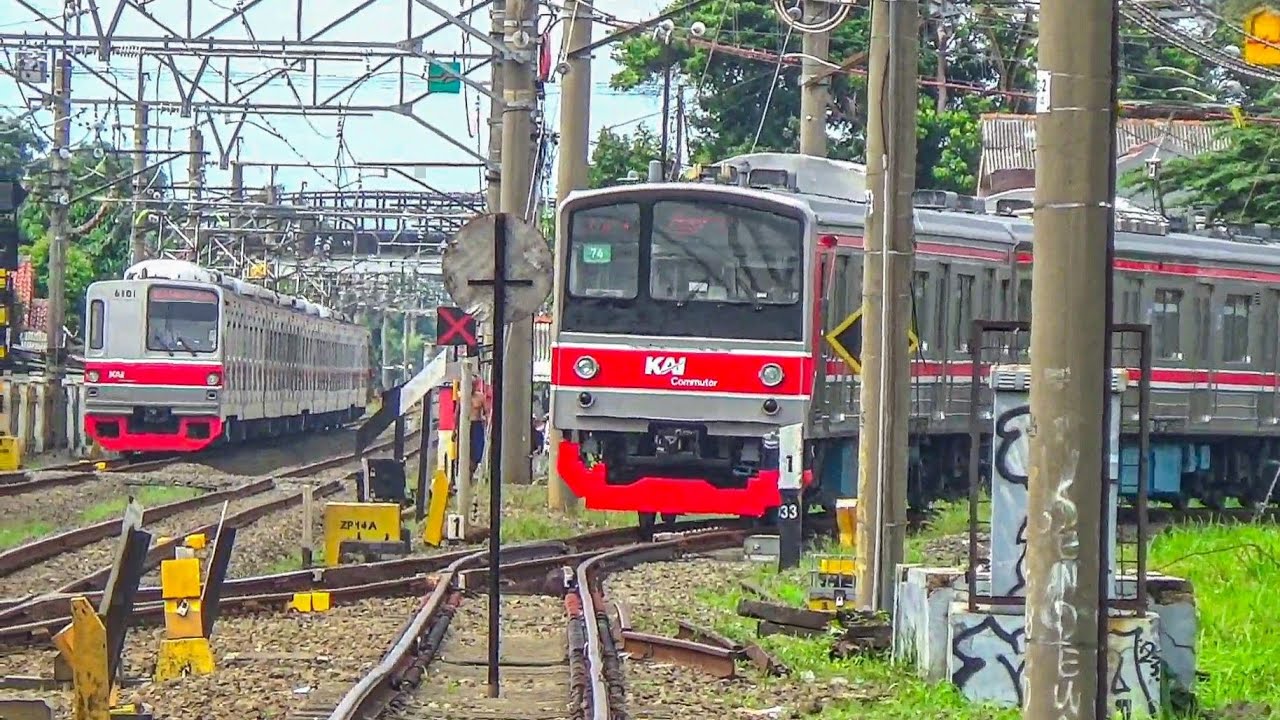 KRL TERTAHAN MENUNGGU KERETA KELUAR DIPO !! HUNTING RAMAINYA KRL COMMUTER DI WESEL STASIUN DEPOK