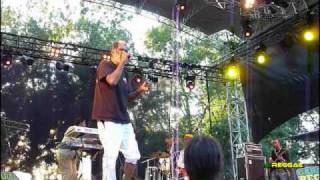 JUNIOR BYLES "Fade Away" Garance Reggae Festival 2010 chords