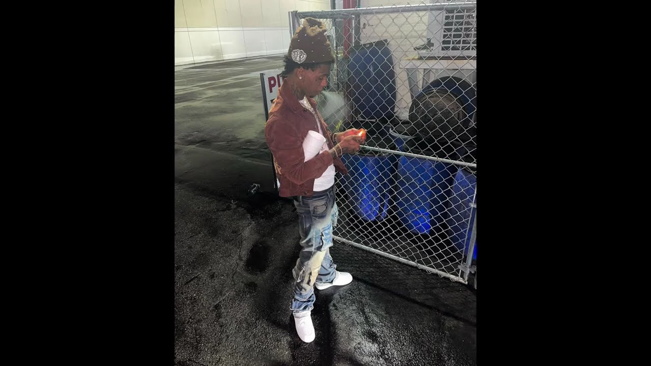 (FREE) Lil Double 0 Sample Type Beat - 