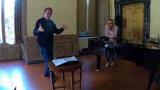 Conducting masterclass with Ennio Nicotra.HOW TO MAKE THE PHRASE SEE AVOIDING THE BOUNCE OF THE HAND