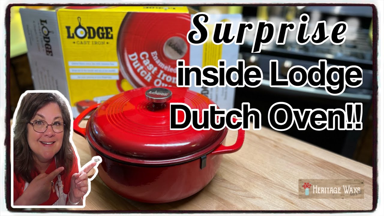 Lodge Cast Iron Dutch Oven 3 qt Red