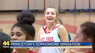 Lexi Smith Adapts and Overcomes to Star on the Hardwoods