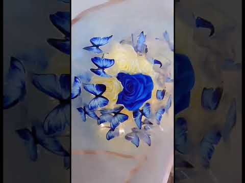 خطية بهواك وما فيي انساك ياضو عينيي وبدونك وحياة عيونك حتى الضحكة صعبانة عليي وسكابا يا دموعي خطية