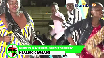 Utao Fans Love Purity Kateiko, Her Sister & Tata Wa Mikate Live Performance At Mlolongo Bus Park