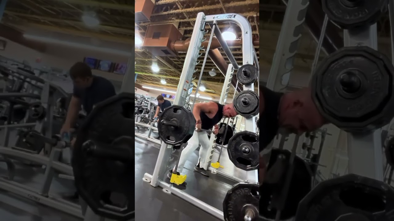 SMITH MACHINE BENT OVER ROWS ARE A GREAT WAY TO BUILD THICKNESS IN YOUR BACK #back #muscle #gym