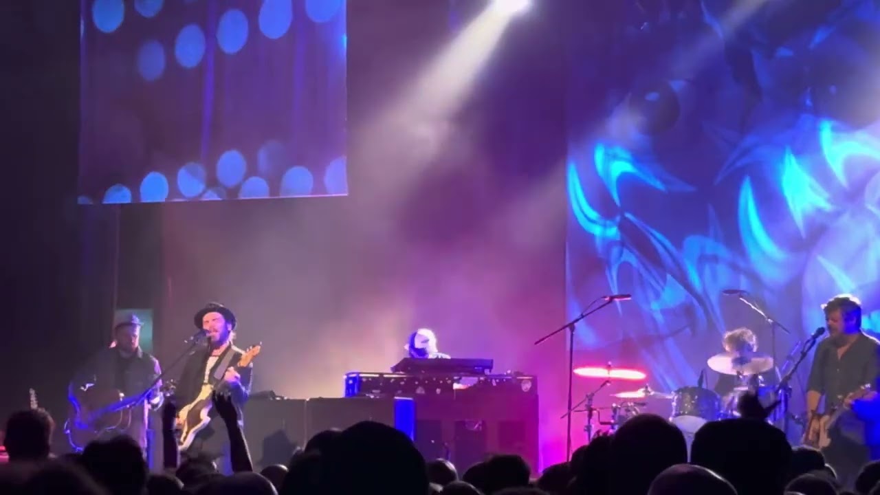 Supergrass - Sofa (of my Lethargy) (live Birmingham 2025)