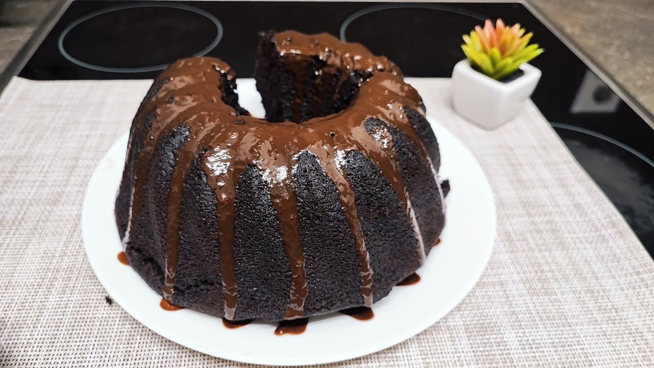 Easy Dark Bunt Chocolate Cake! TasteTasty | 