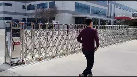 The stainless steel retractable gate which works in South Korea