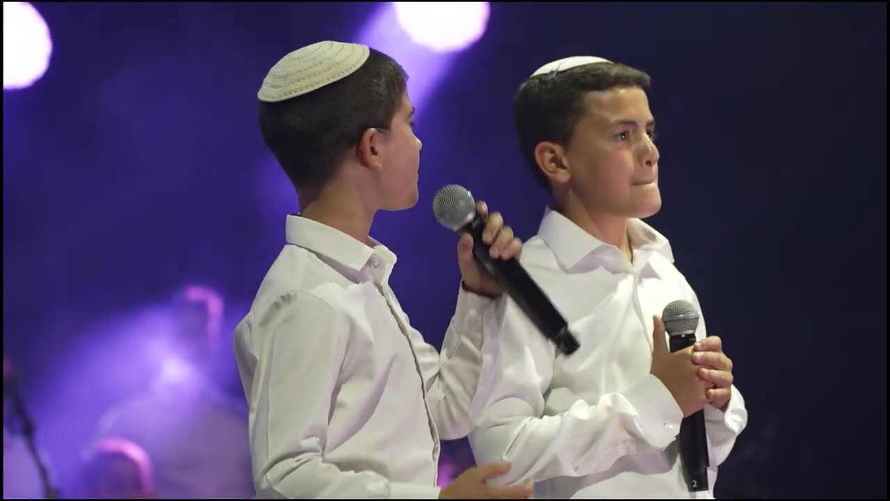 אדם צובר זכרונות | רפי ביטון & קולות מן השמים ירושלים