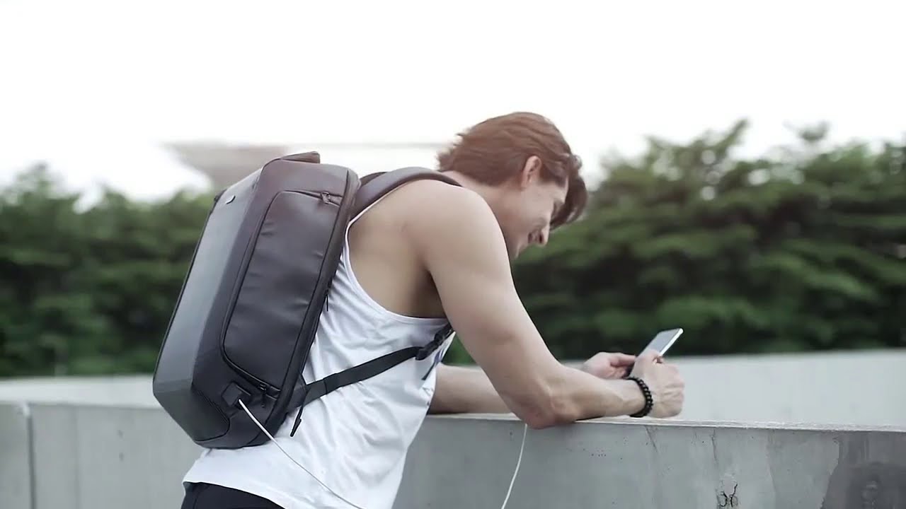 Kingsons Beam Backpack The Most Advanced Solar Power Backpack YouTube