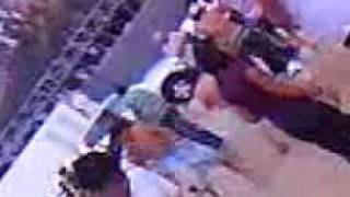 Bañandose En Revolcion D