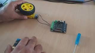Control a DC motor with Microbit