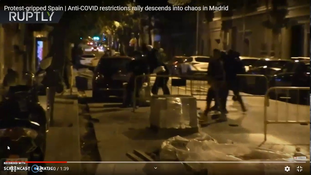 Pallets Of Brick Bait Madrid Lockdown Riots 31 10 20 - YouTube