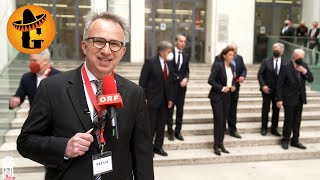 SPÖ Ex-Kanzler werden von Peter Klien auf den Arm genommen