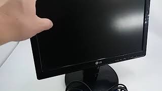 Monitor Bivolt LCD 15,6" LG Flatron W1642C 1366x768 60Hz