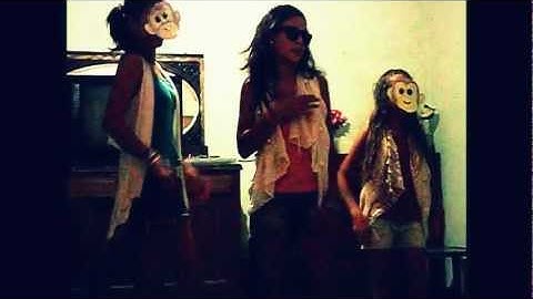 The Lazy Song - Megan Nicole (Video Oficial Mente Trucho)