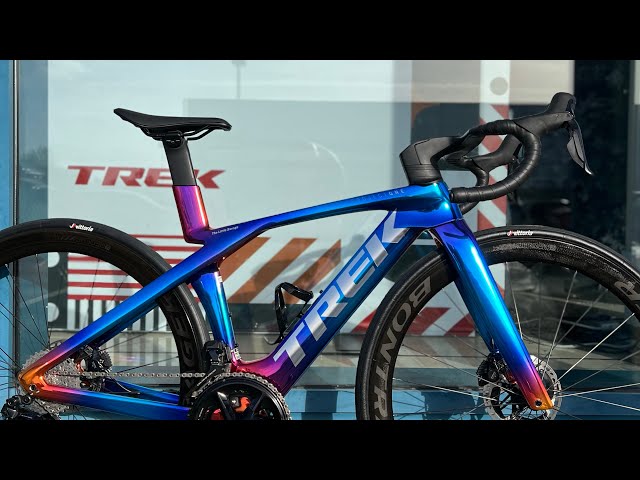 Unboxing: Project One Madone SLR Icon Chroma Ultra Iridescent