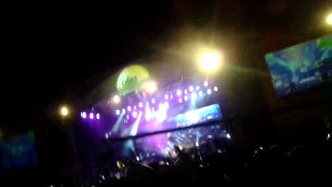 Pesta kemenangan Bersama Gigi Band di Tasikmalaya