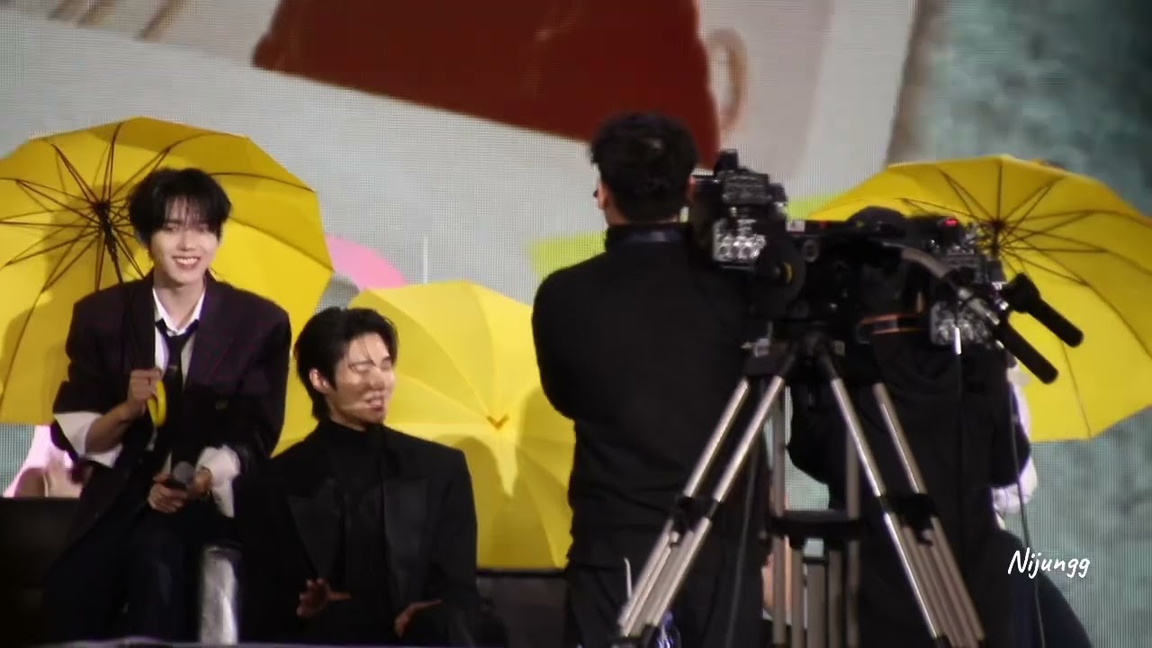 241227React Byeonwooseok with Suddenshower+Run Run stage by #zerobaseone #aaa2024inbkk #byeonwooseok