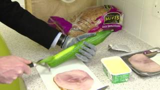 Preparing a meal with i-limb revolution