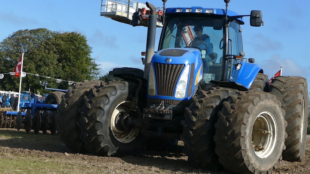 New Holland TG230 Cultivating The Field w/ Dalbo AXR-H 600 Disc ...