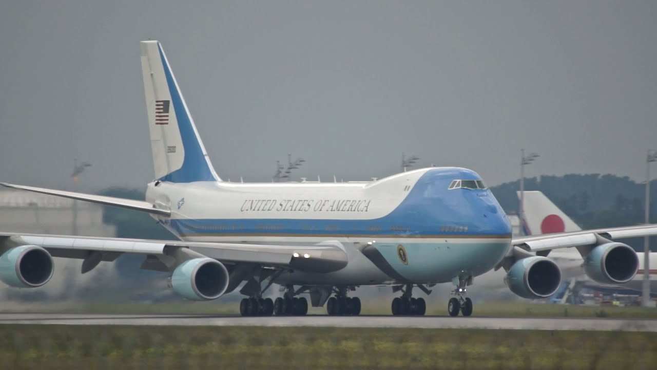 Air Force One Take-off at Munich Airport after the G7 Summit Barack Obama