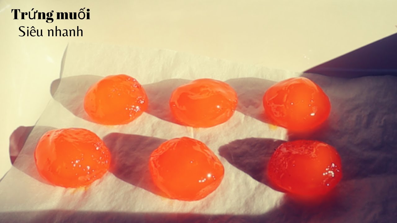 TRỨNG MUỐI - Cách làm TRỨNG MUỐI CẤP TỐC nhanh nhất chỉ trong 8 tiếng | Making Salted Egg | Mai Khôi