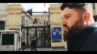 İstiklal Caddesindeki Hayalet - Hollanda Sefareti, Ömer Kaptan / Beyoğlu