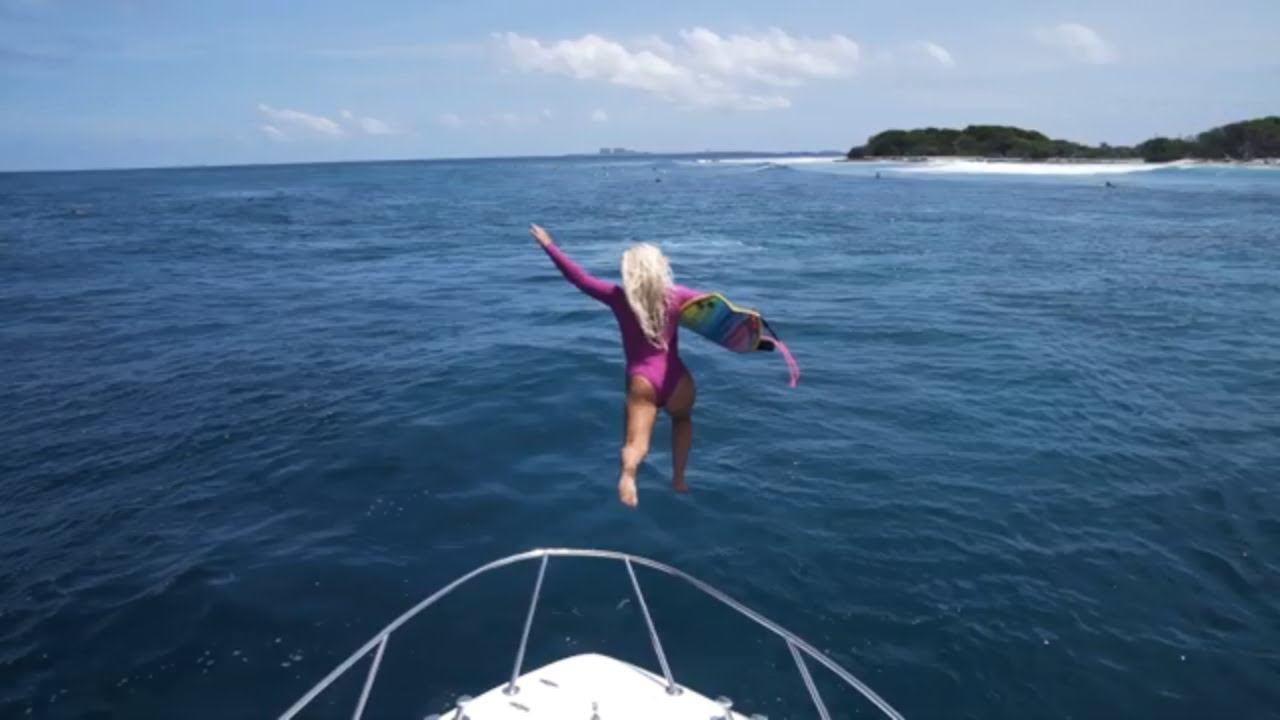 AirAsia Surf | Living it up in the Maldives with AirAsia Ambassador Felicity Palmateer