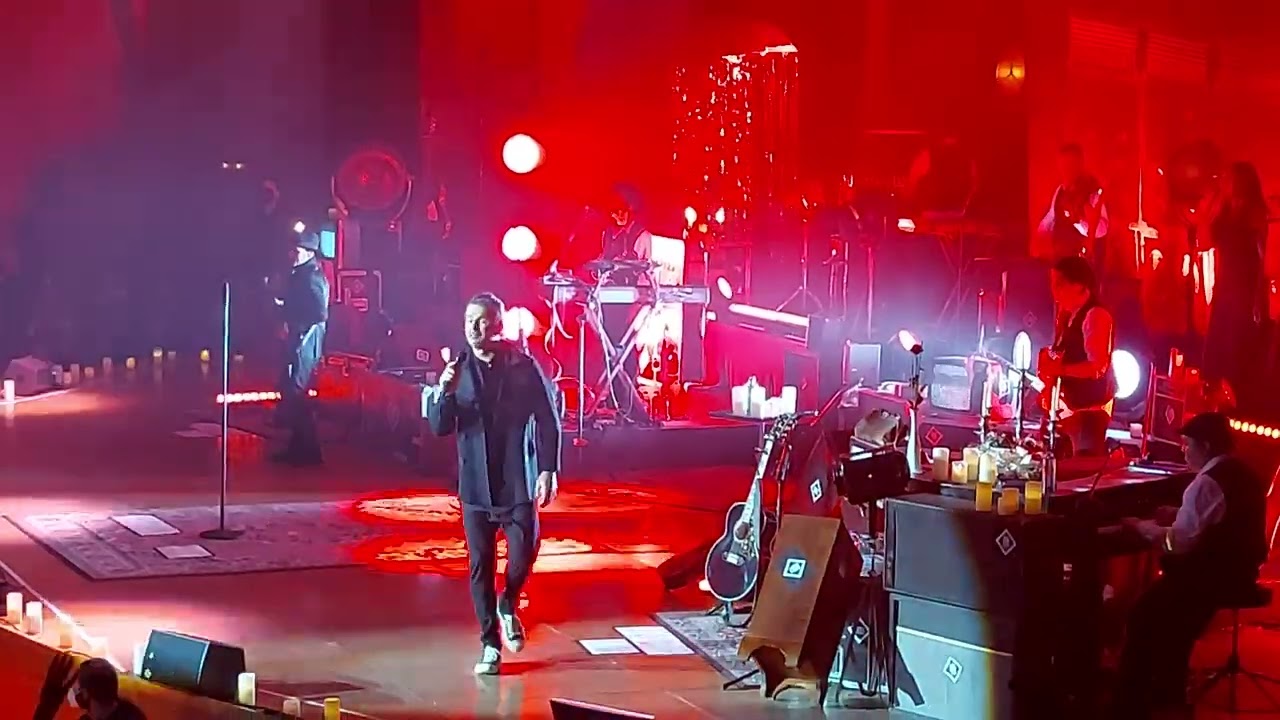 Acompáñame a estar sólo - Ricardo Arjona