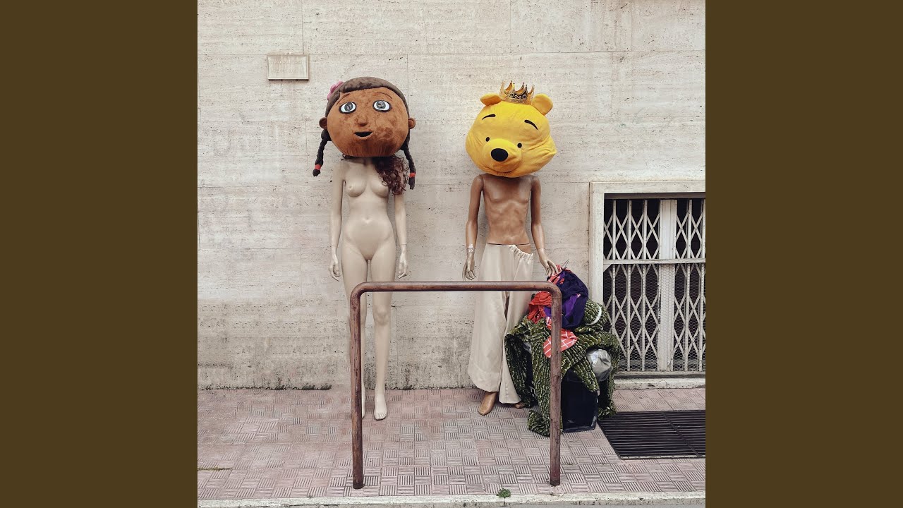 Sei nuda adlı videoyu YouTube'da izle Sei nuda adlı videoyu YouTube'da izle