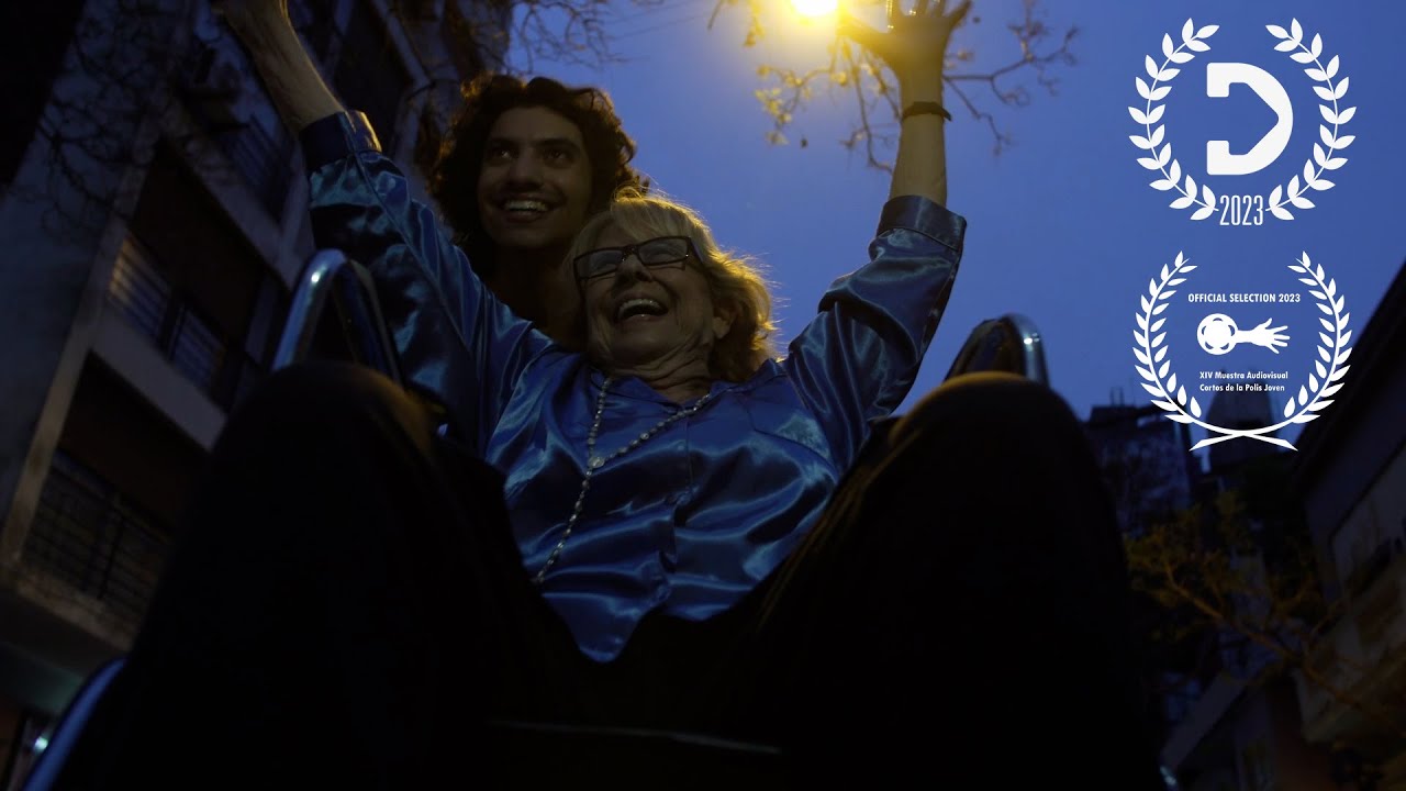 Entre Pitos y Flautas Cortometraje (Between whistles and flutes