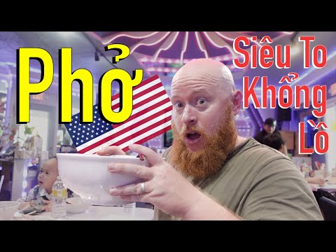 Video Phúc Mập attempts the Gigantic Phở Challenge in... - youtube
