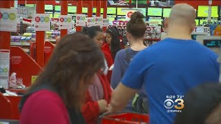 Companies Looking To Hire Workers For Holiday Season